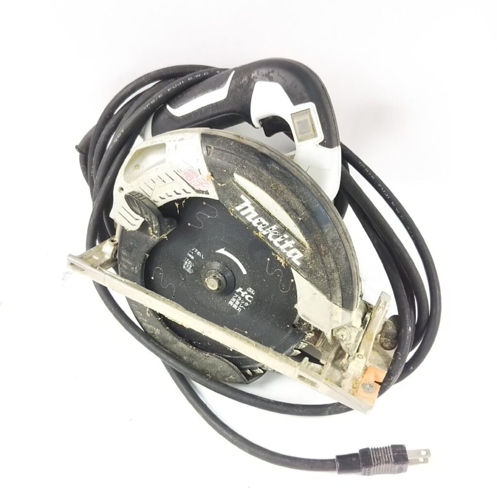 Makita マキタ 165mm 丸ノコ 5732C 丸鋸 まるのこ