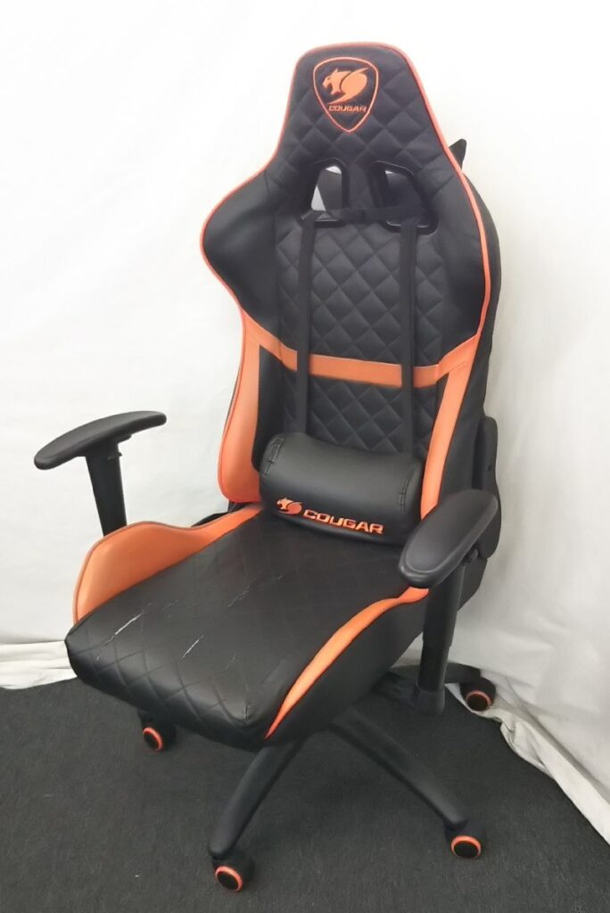 ゲーミングチェア COUGAR 椅子