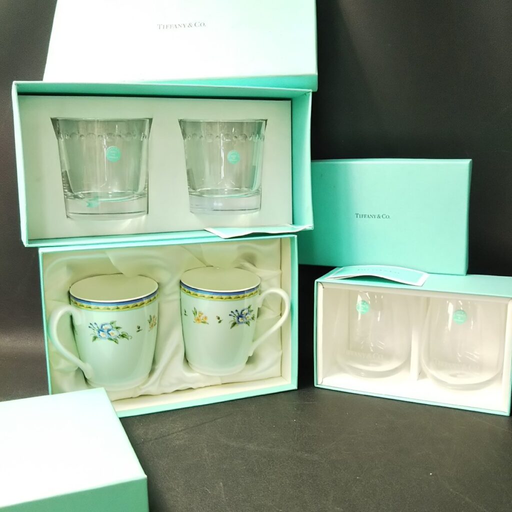 未使用 TIFFANY&Co. ティファニー 洋食器まとめて ペアカップ&ソーサー/ペアグラスなど 箱つき