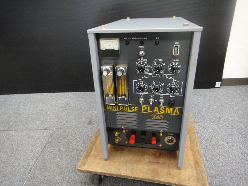日鉄溶接工業 ミニパルスプラズマ溶接用直流電源 NW-15AW 電源コード欠品