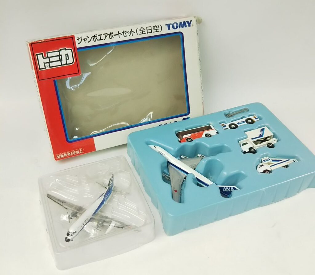 TOMY トミカ ジャンボエアポートセット/JA 8761 まとめて 全日空 ANA 飛行機 航空機