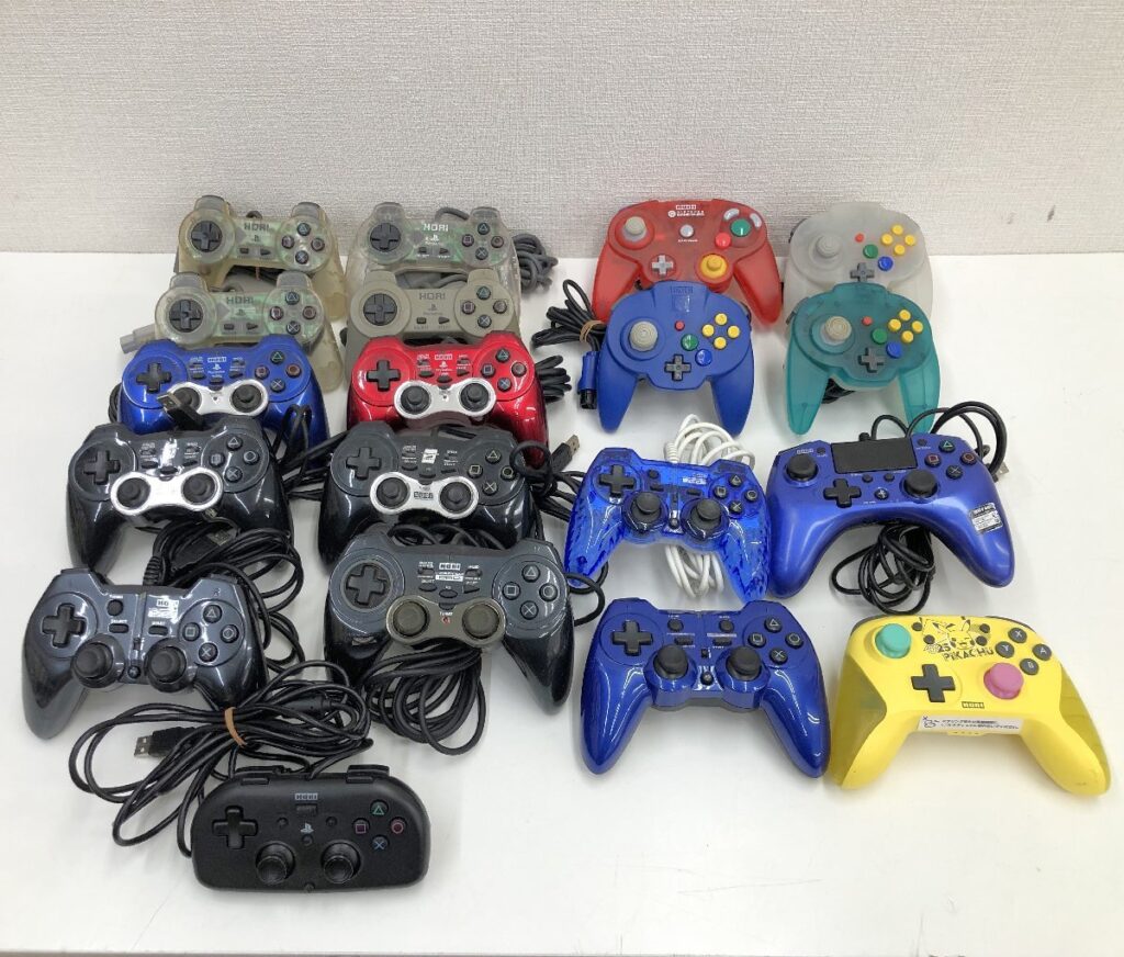 HORI ホリ コントローラー まとめ 19点 GAMECUBE/Playstation プレイステーション 等