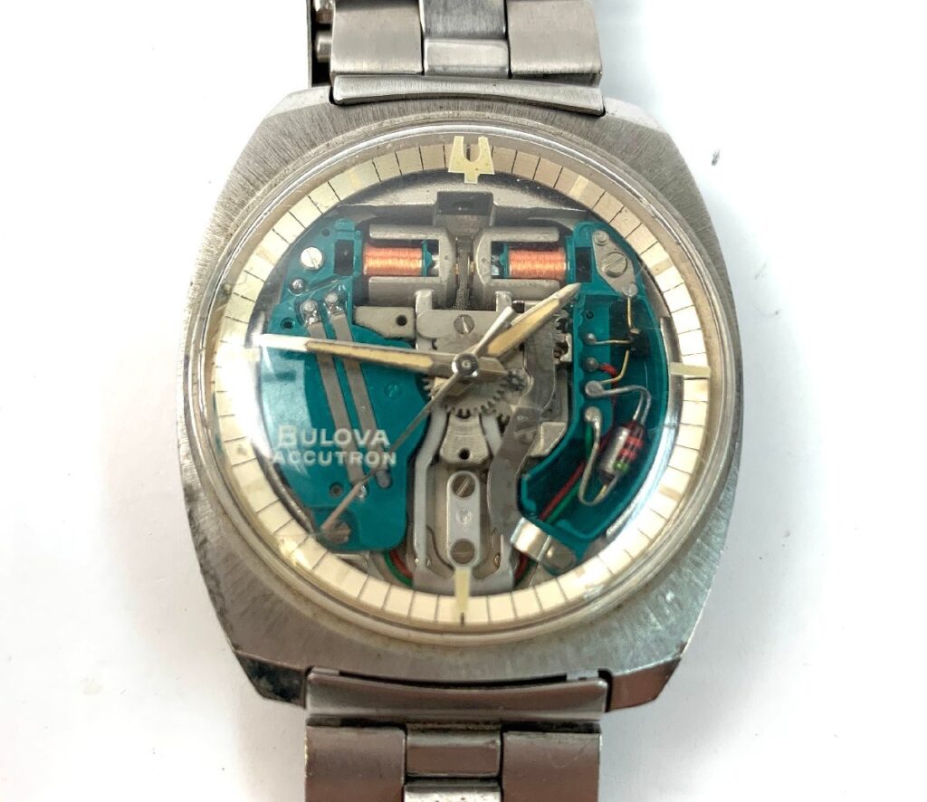 BULOVA ACCUTRON ブローバ アキュトロン 腕時計 電池切れ 動作未確認