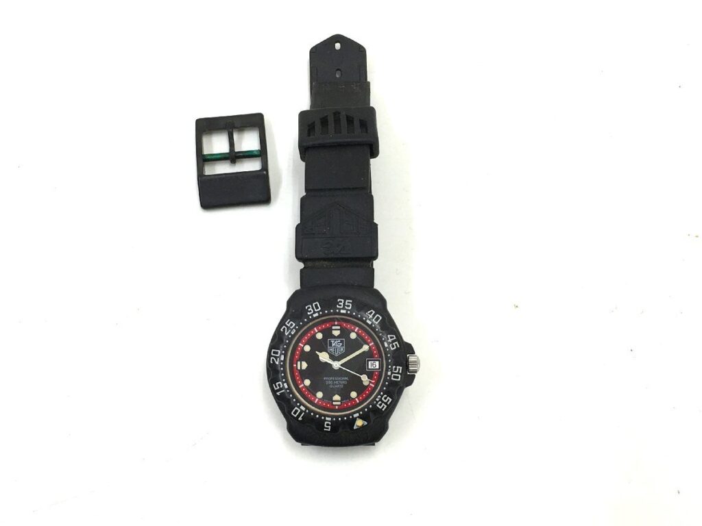 TAGHEUER タグホイヤー フォーミュラ 1 クォーツ 383.513/1 ブラック 腕時計 不動品/動作未確認