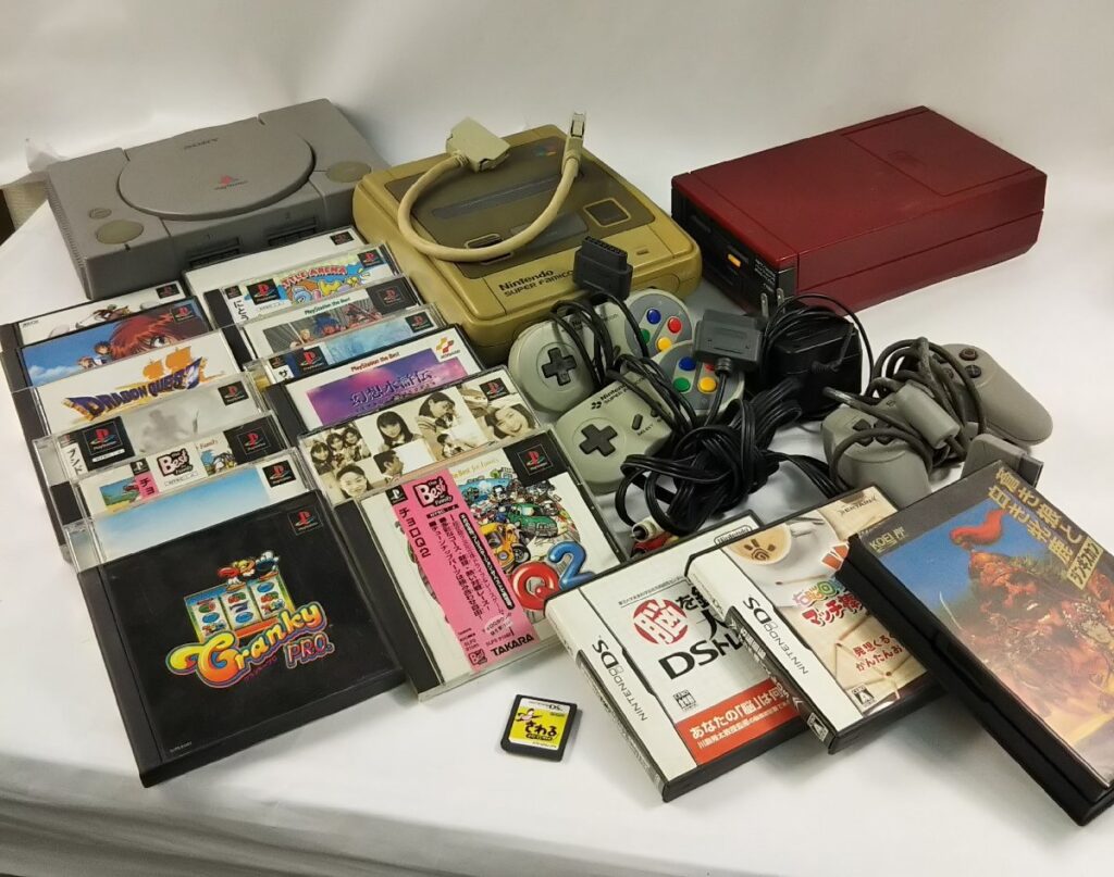 ジャンク 大量 ゲーム機いろいろまとめて PS1/ディスクシステム/PSソフトなど 現状品
