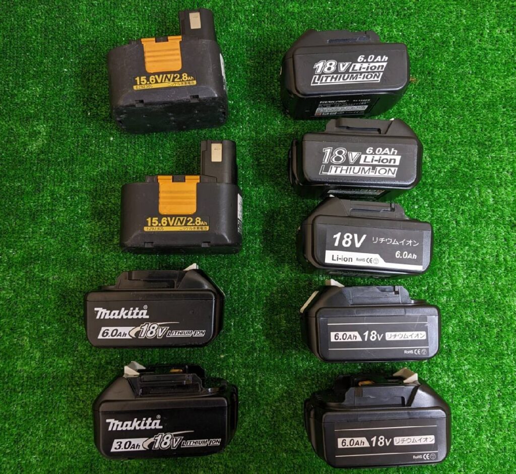 マキタ リチウムイオン 18V　バッテリ BL1830B BL1860B ＋パナソニック バッテリー 15.6V EZ9230S 動作未確認