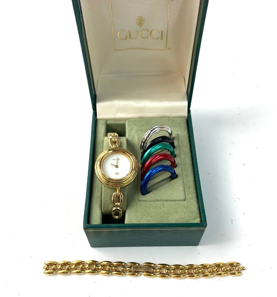 GUCCI チェンジベゼル 11/12 レディース 腕時計 電池切れ 動作未確認 箱付き