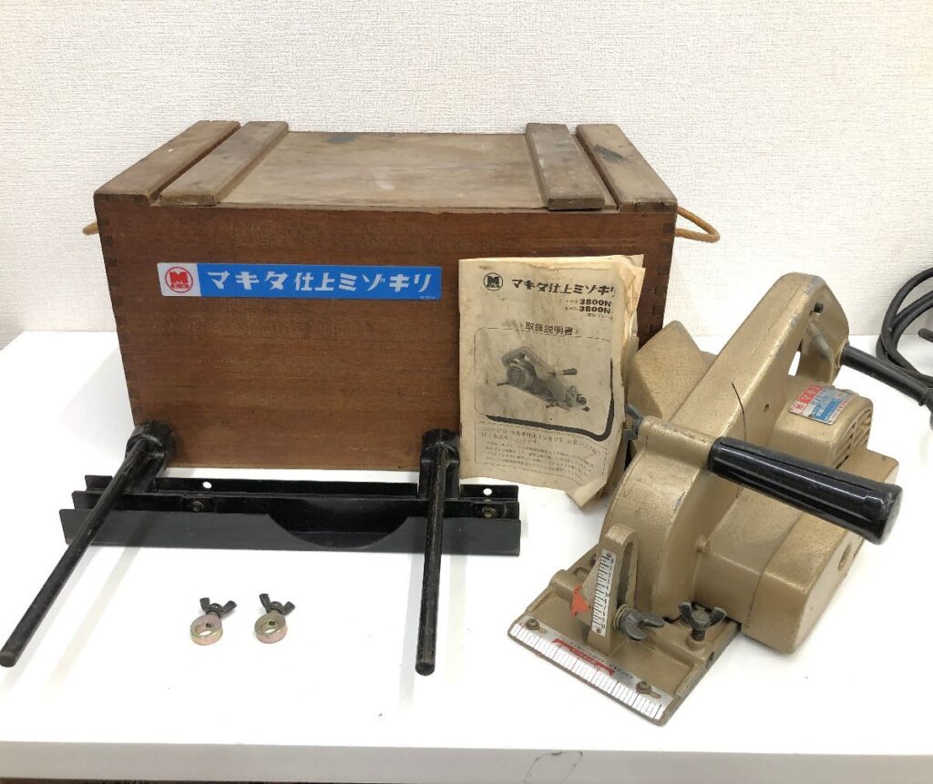 makita マキタ 仕上ミゾキリ 3800N-A 100V 50/60z 電動工具 溝切り ミゾキリ 通電確認済み