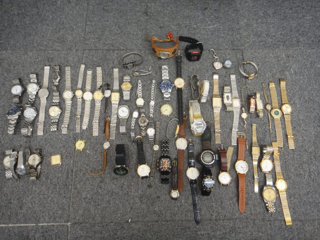 SEIKO/CITIZEN/DIESEL 等 約2.9Kg 時計 腕時計 まとめ ６０個以上