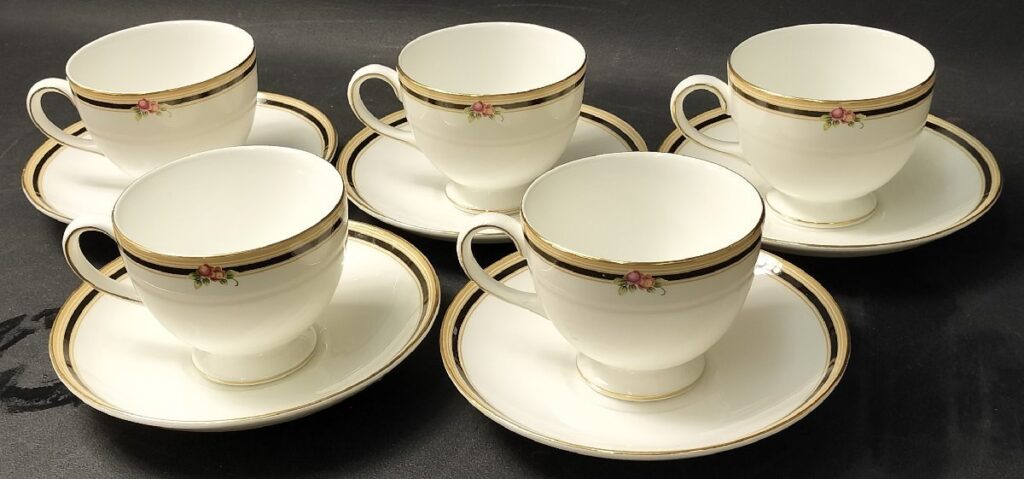 未使用 WEDGWOOD ウェッジウッド CLIO クリオ カップ&ソーサー 5客セット ティーカップ 洋食器