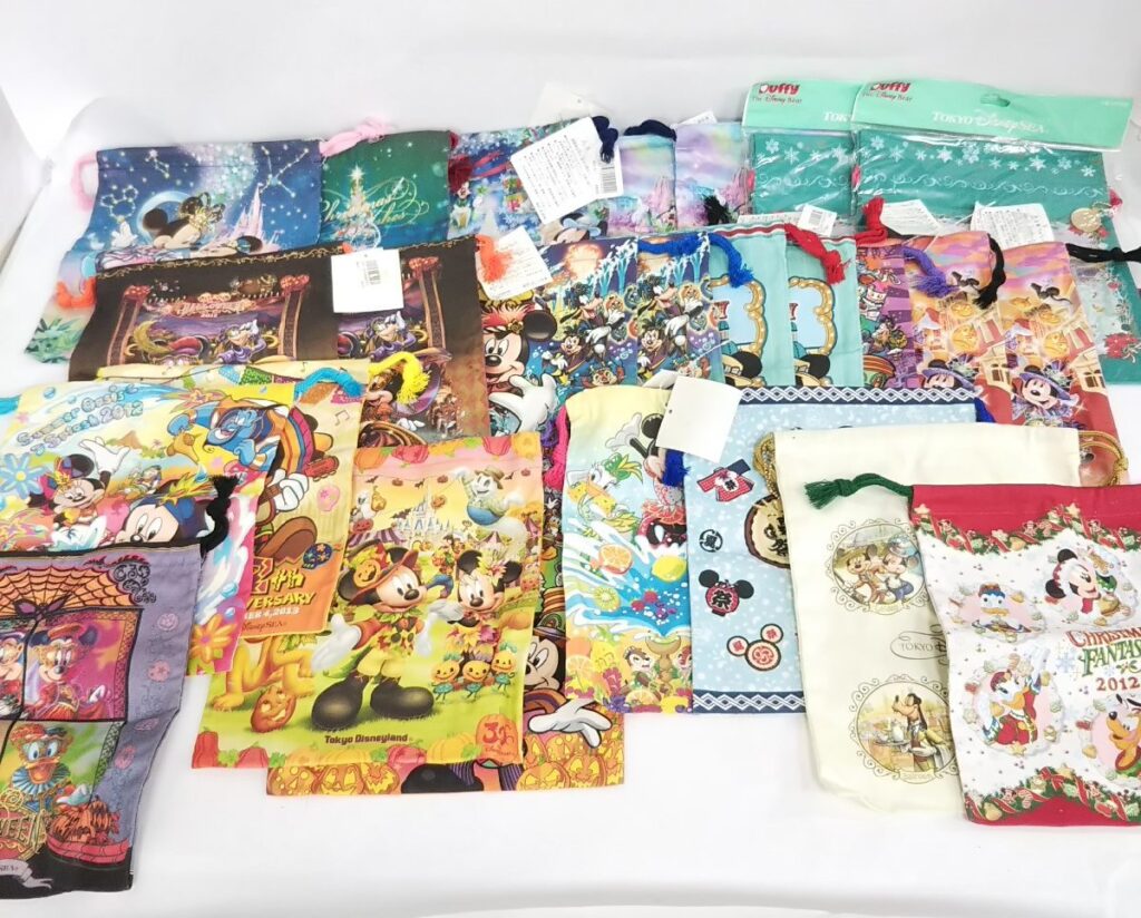 未使用 大量 ディズニーリゾート 巾着袋いろいろまとめて お土産 東京ディズニーランド/ディズニーシー ミッキー ミニー