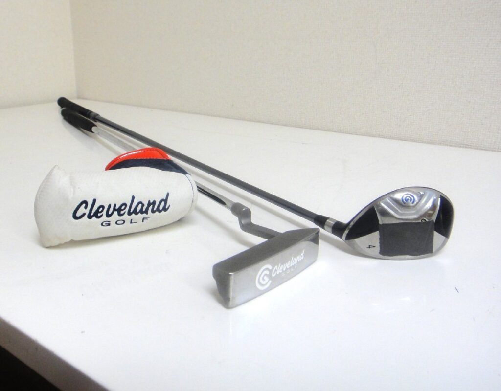 cleveland クリーブランド ドライバー 4 ウッド R-FLEX １本 パター１本 ２本セット うち１本カバー付き