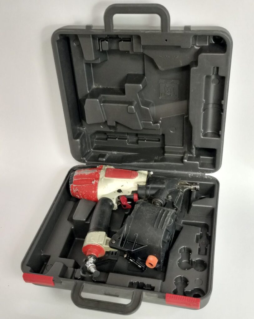 ジャンク MAX マックス 常圧 コイルネイラ CN-565CG エアー釘打ち機 工具 現状品