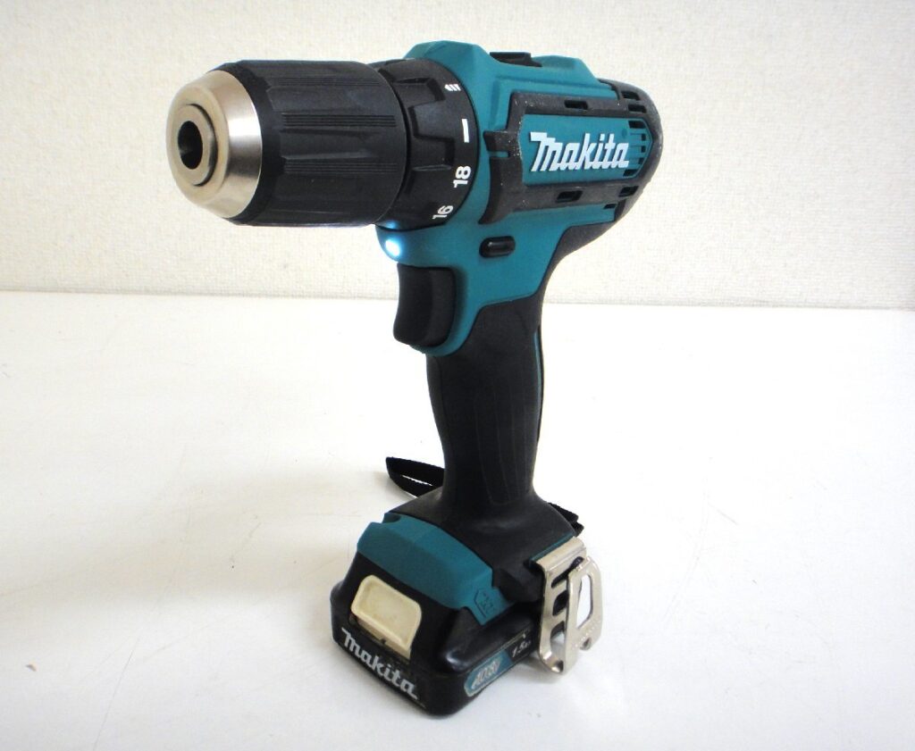 マキタ makita DF331D 10.8V 1.5Ah バッテリー付 充電式ドライバドリル インパクト 動作確認済み
