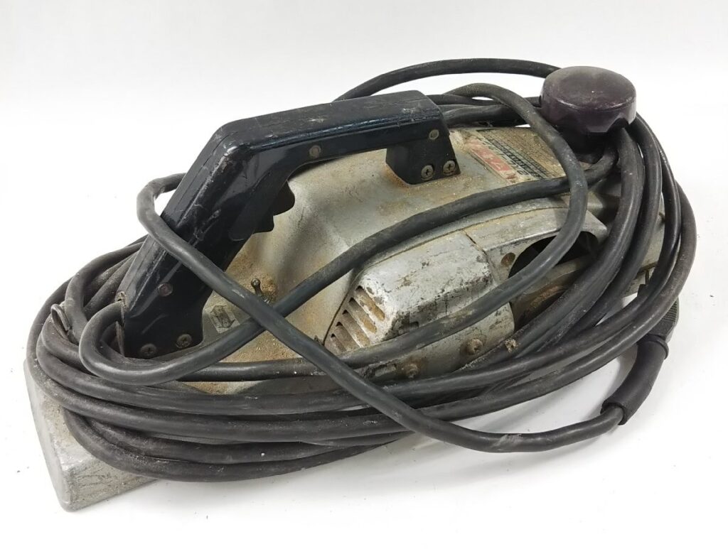 動作品 makita マキタ 2スピードカンナ 1804N 136mm 電動工具 かんな