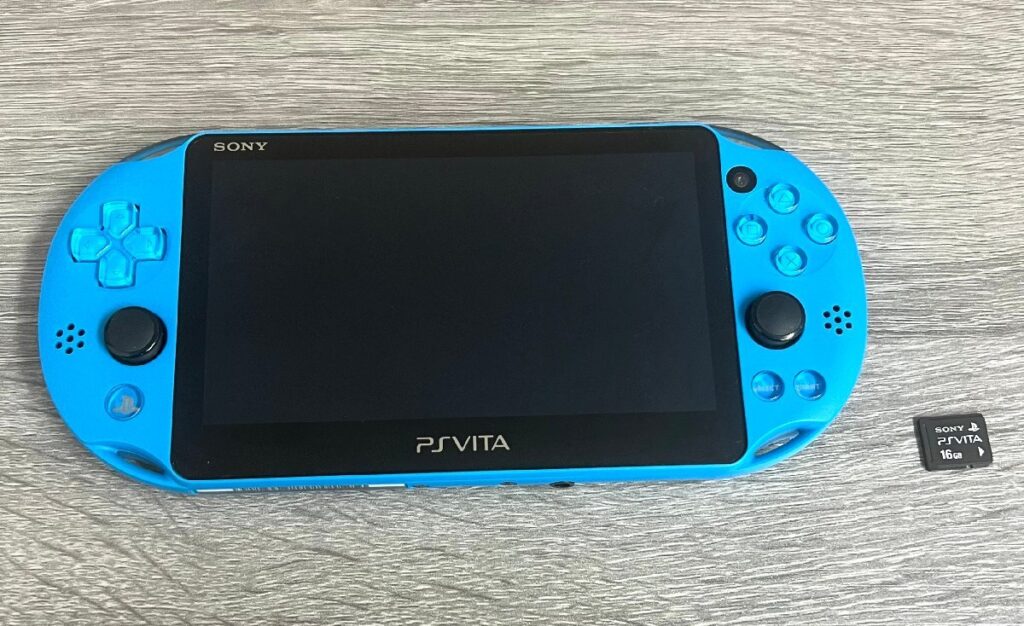 SONY PSVITA PCH-2000 アクアブルー 16GB 初期化済み 動作確認済み 本体、SDカード付属 充電器無し