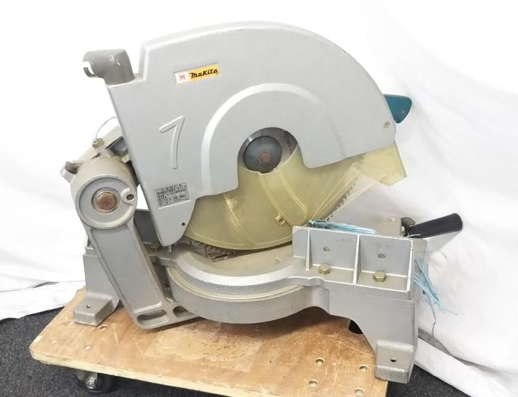 動作品 makita マキタ 15型卓上マルノコ LS1500