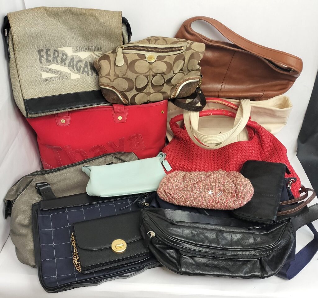 ジャンク 大量 各種 ブランドバッグいろいろまとめて フェラガモ/コーチ/サマンサタバサなど 鞄