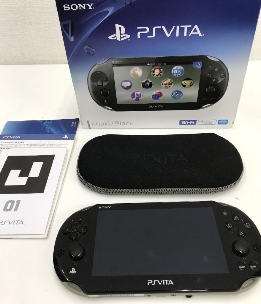 PSVITA カーキ/ブラック PCH2000 動作確認済み 初期化済み プレイステーションヴィータ メモリーカード無し