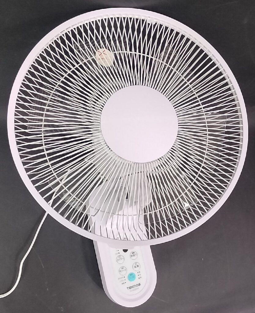 簡易動作確認済み TEKNOS テクノス フルリモコン 壁掛け扇風機 KI-W281R ホワイト 2023年製 家電