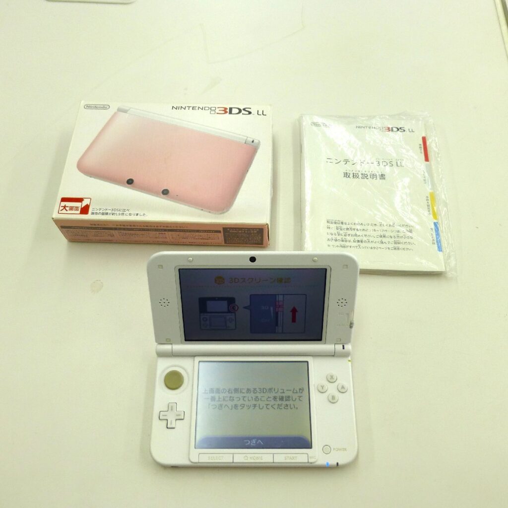 nintendo 3dsll 任天堂3DSLL 本体のみ 充電器無し 動作確認済 初期化済