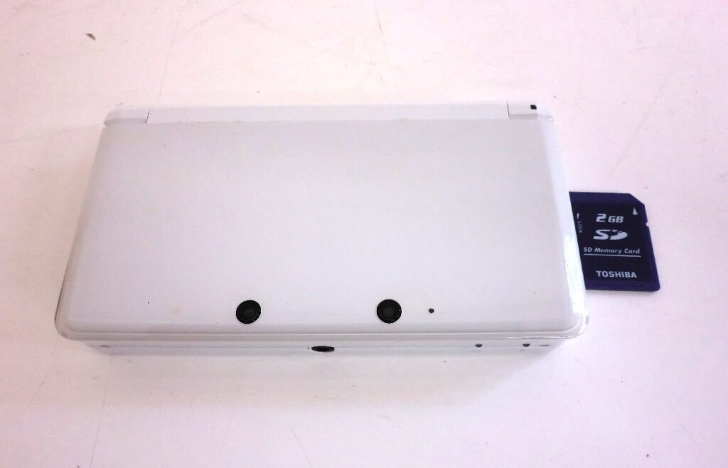 Nintendo 任天堂 3DS ホワイト CTR-001 初期化・簡易動作確認済み