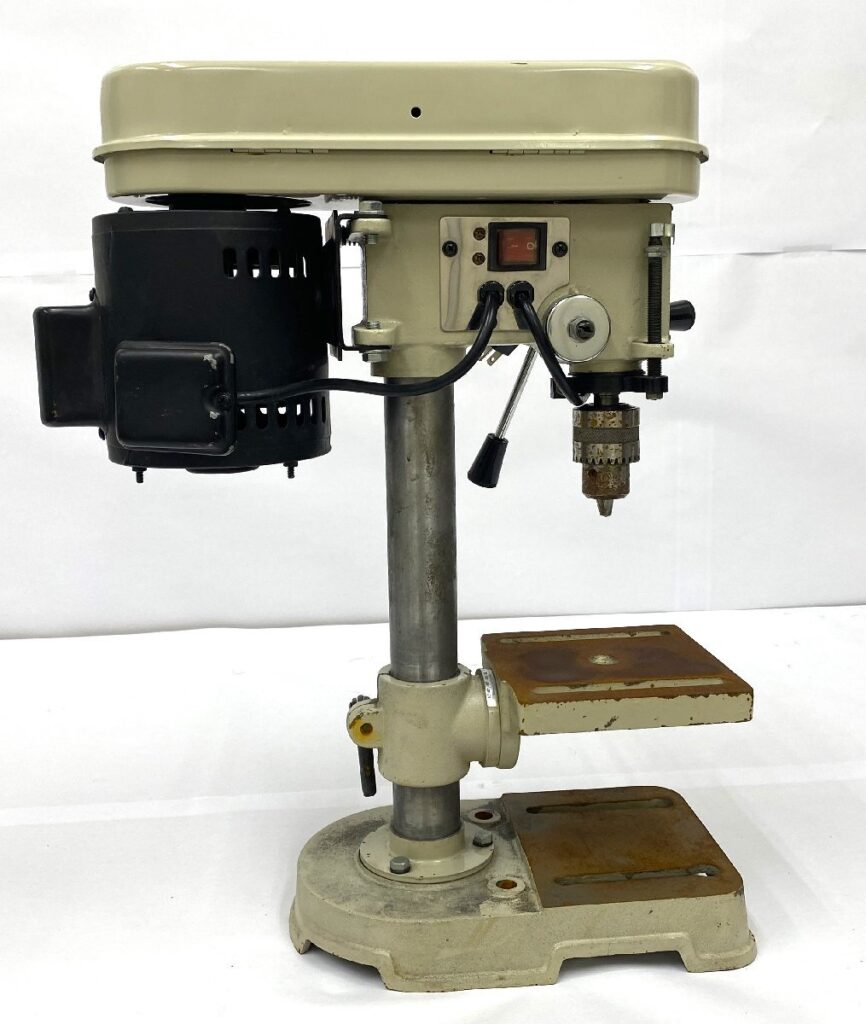 マキタ makita 卓上ボール盤 TB131 穴あけ 電動工具 大工道具 動作確認済み