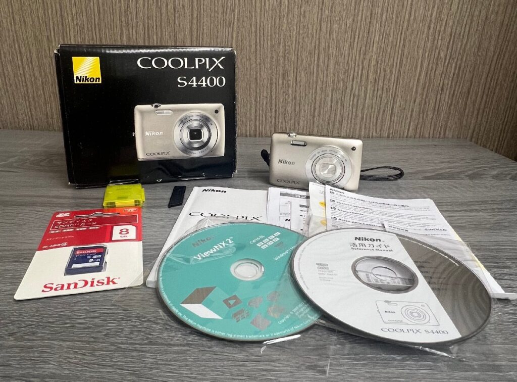 Nikon ニコン デジタルカメラ COOLPIX クールピクス S4400 元箱付き 4.6-27.6mm 1:3.5-6.5 レンズ