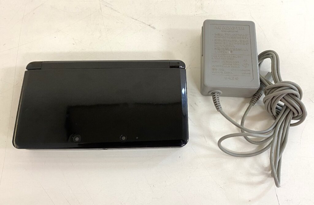 Nintendo 任天堂 3DS CTR-001 コスモブラック 初期化・簡易動作確認済み
