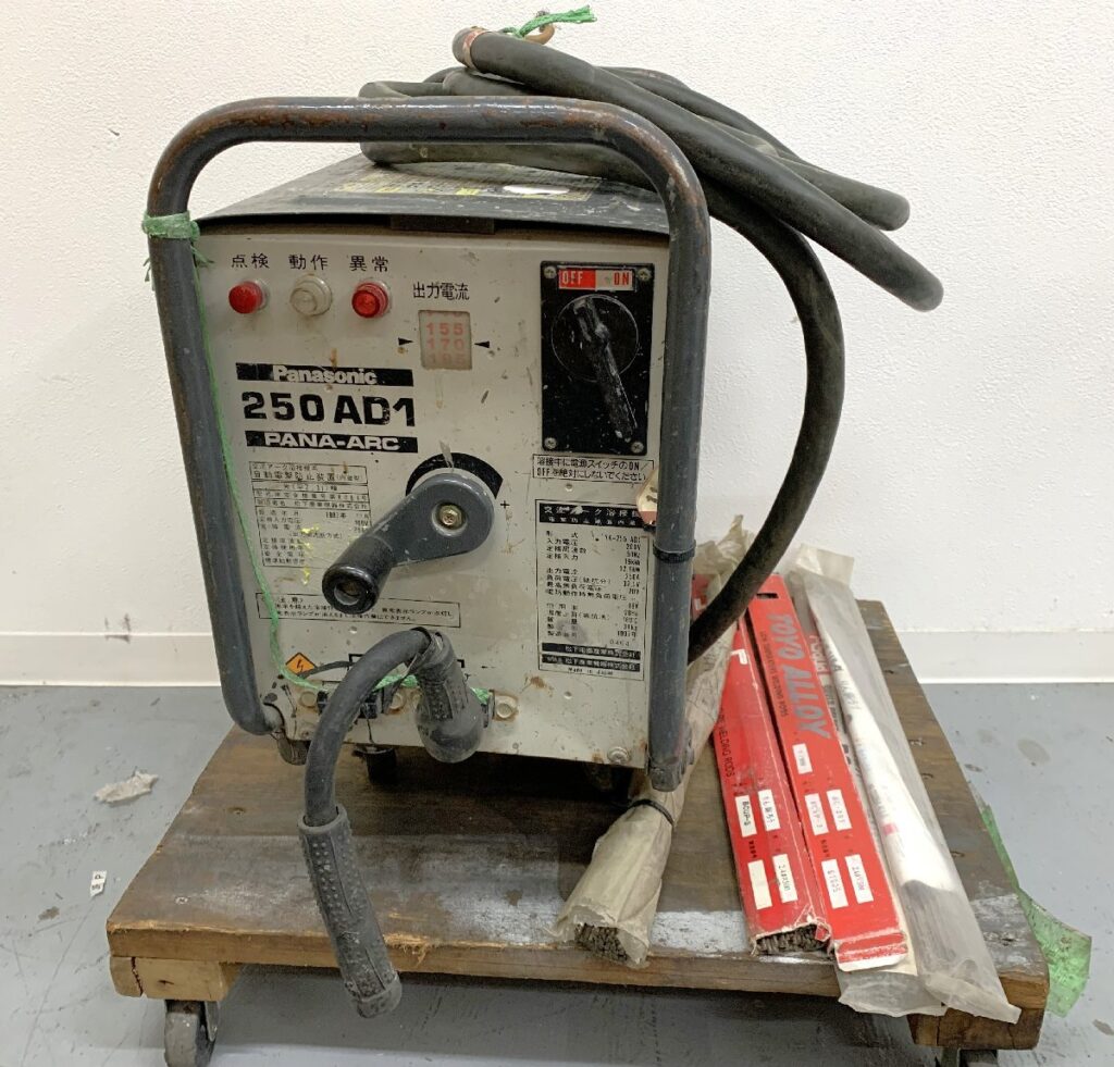 Panasonic パナソニック 250AD1 PANA-ARC 交流アーク溶接機 1997年製 溶接棒付き