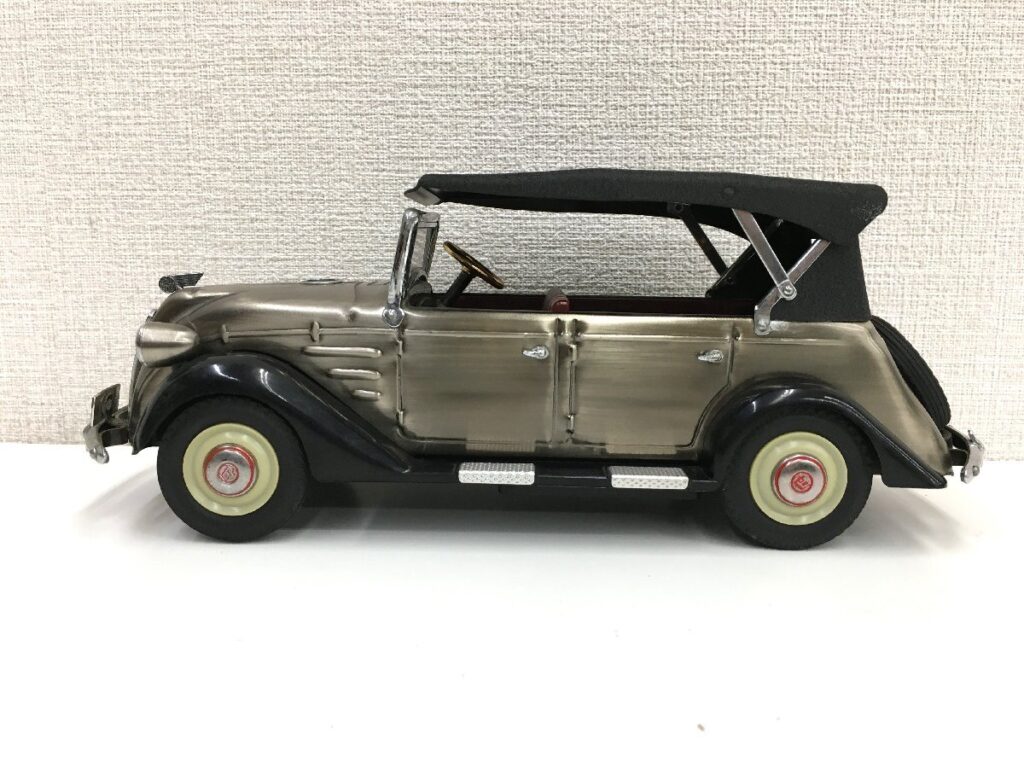 TOYOTA トヨタ AB型 フェートン 乗用車 卓上 ガスライター 動作未確認