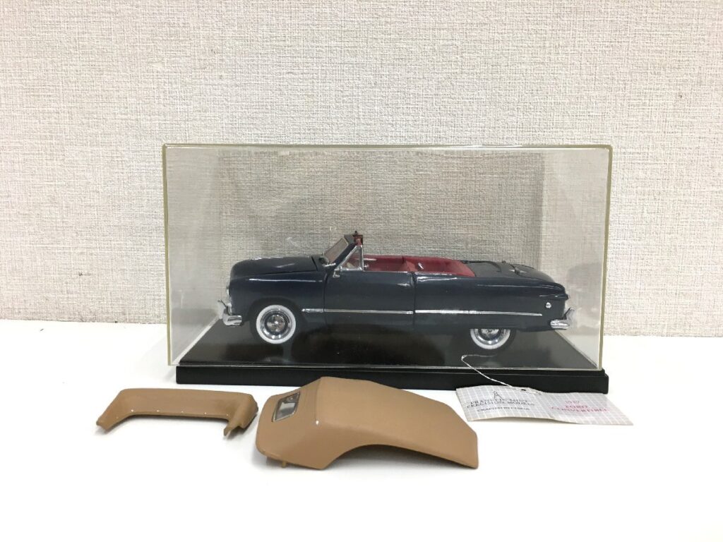 MIRA FORD ミラ 1/18 フォード 1949 コンバーチブル