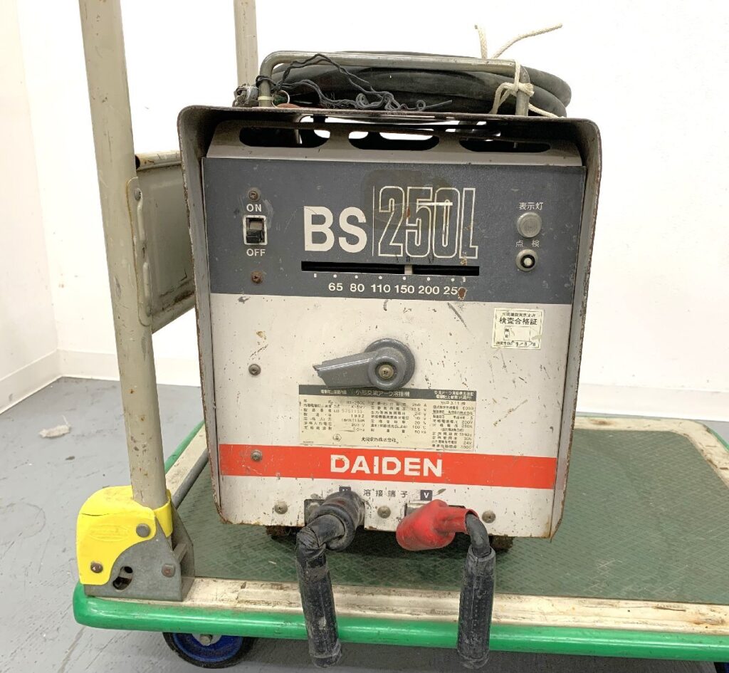 DAIDEN ダイデン BS‐250L 小型交流アーク溶接機 電撃防止装置内蔵 200V 1992年製