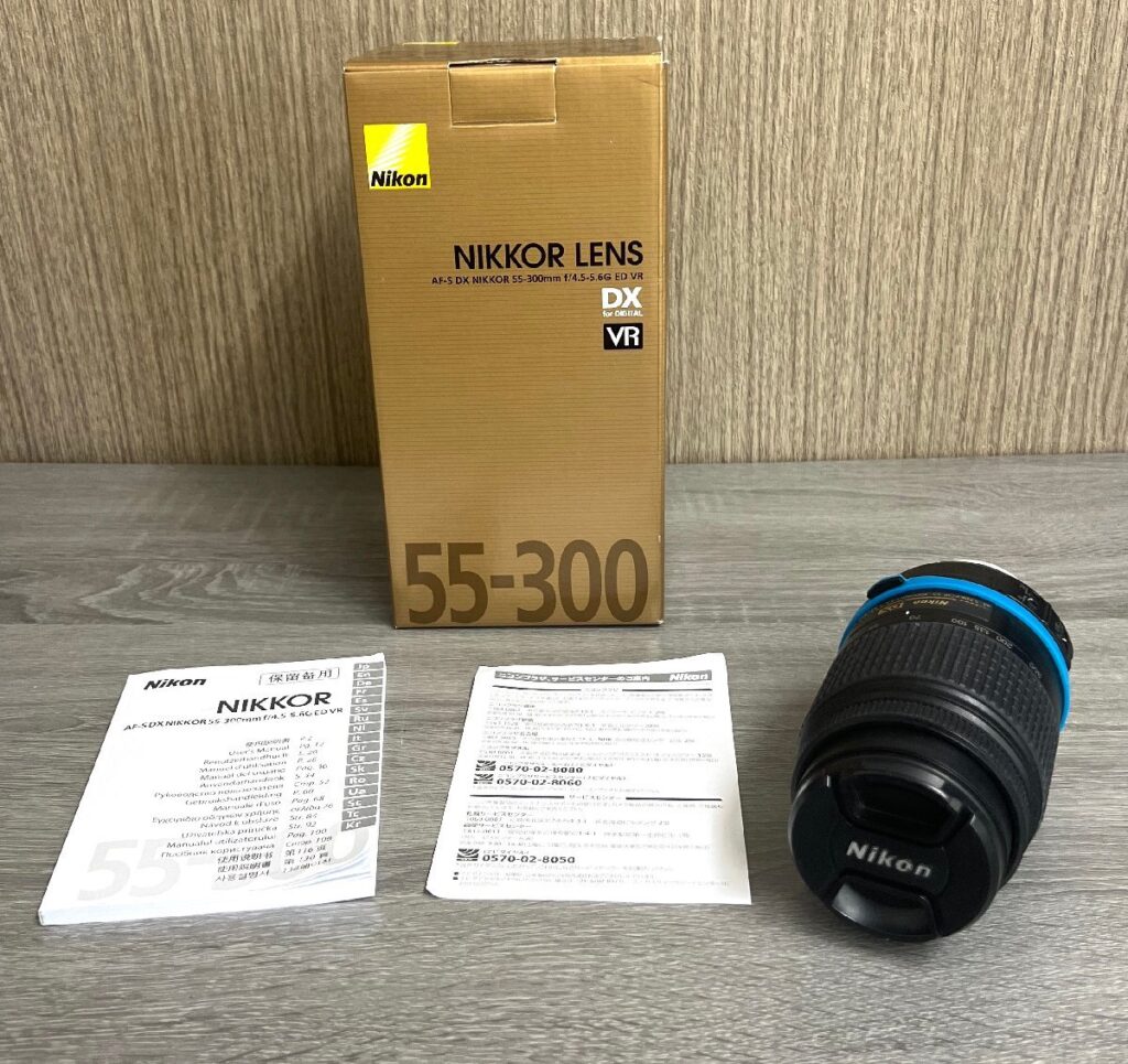 Nikon ニコン NIKKOR LENS AF-S DX NIKKOR 55-300mm f/4.5-5.6G ED VR ブラック 元箱付き