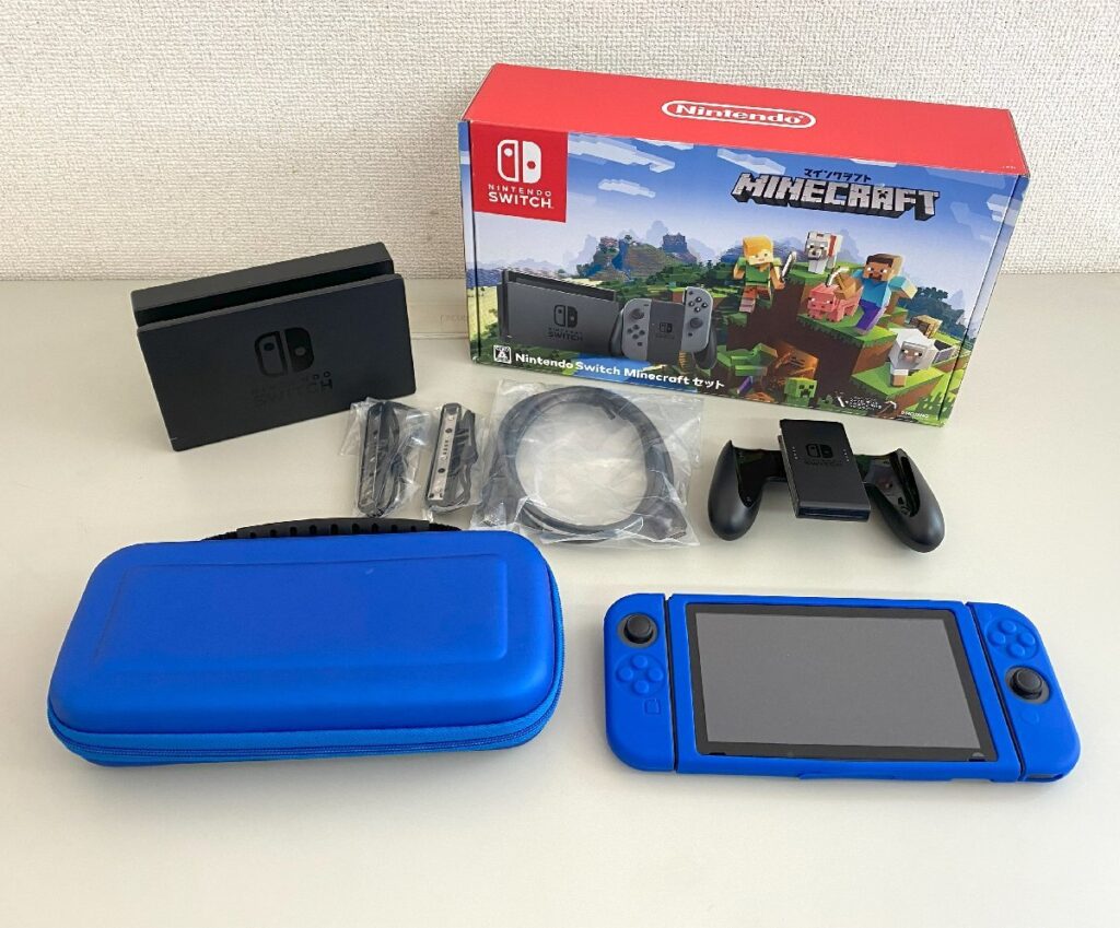 Nintendo 任天堂 Switch スイッチ Minecraftセット HAC-001 ケース・カバー付き 初期化・動作確認済み