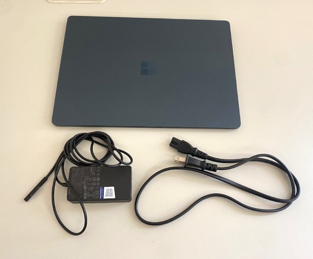 Microsoft Surface Laptop3 Model 1867 初期化済み 動作確認済み 充電用ケーブル付き