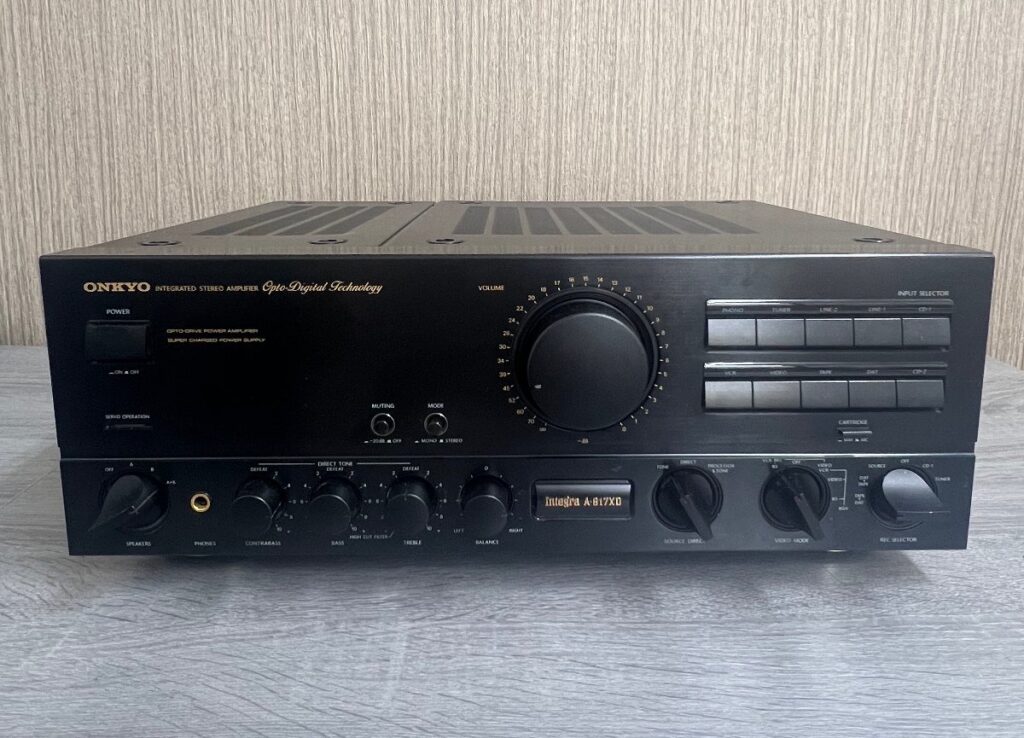 ONKYO オンキョー INTEGRATED STEREO AMPLIFIER Integra A-817XD ブラック