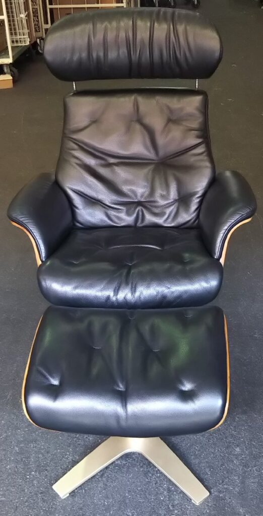 NITORI ニトリ リクライニングチェア 6JASN181046-KW01 オットマンセット