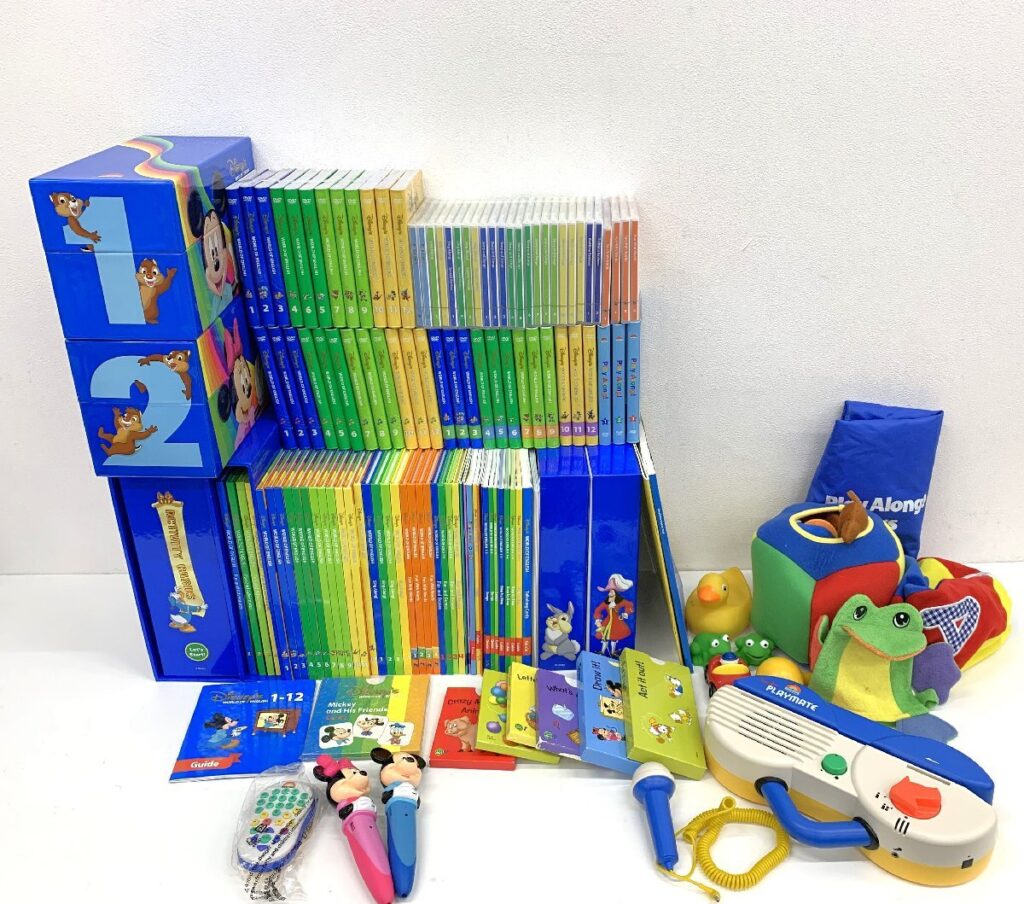 DWE ディズニー英語システム Disney World of English ワールドオブイングリッシュ 教材