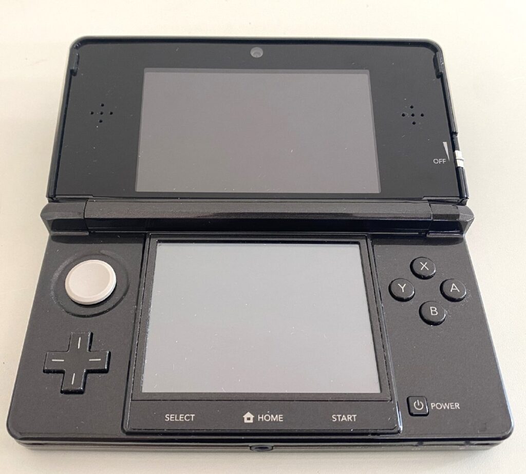 Nintendo 任天堂 ニンテンドー3DS CTR-001 コスモブラック ゲーム機 本体 初期化・動作確認済み