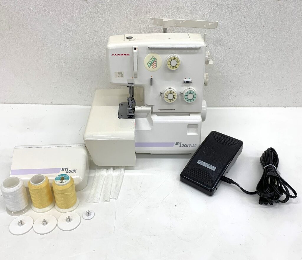JANOME ジャノメ MY LOCK 213D ロックミシン MODEL 788型 フットペダル付き 手工芸 ハンドクラフト 簡易動作確認済み