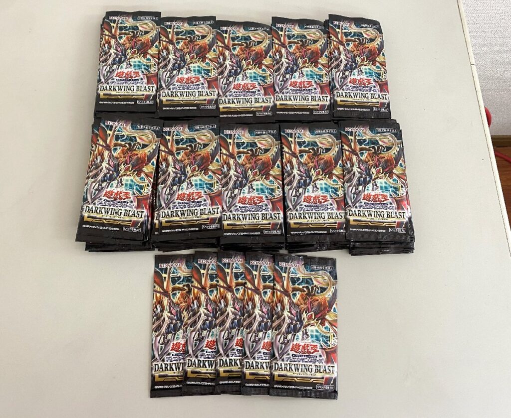 遊戯王 カードゲーム TCG 未開封パック DARKWING BLAST ダークウィング・ブラスト 105パック まとめ売り