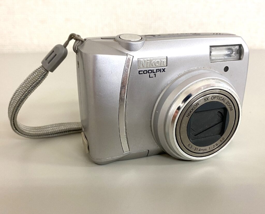Nikon ニコン COOLPIX L1 クールピクス デジタルカメラ デジカメ 本体のみ 動作確認済み