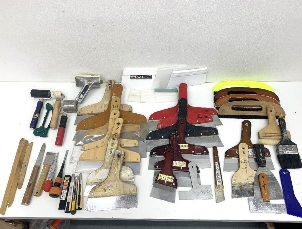 大工道具 まとめ ステンレスヘラ/パテヘラ/刷毛/ローラー 他 クロス施工 内装 工具