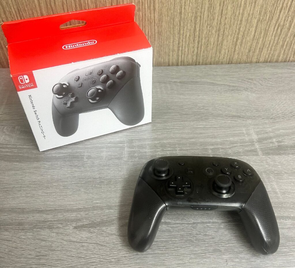 任天堂 Nintendo Switch Proコントローラー プロコントローラー HAC-013 ブラック 元箱付き