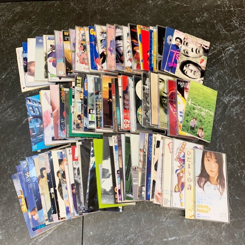 まとめ売り CD 8cm 86枚 L'Arc～en～Ciel GLAY Mr.Children KinKi Kids スレイヤーズ 新世紀エヴァンゲリオン