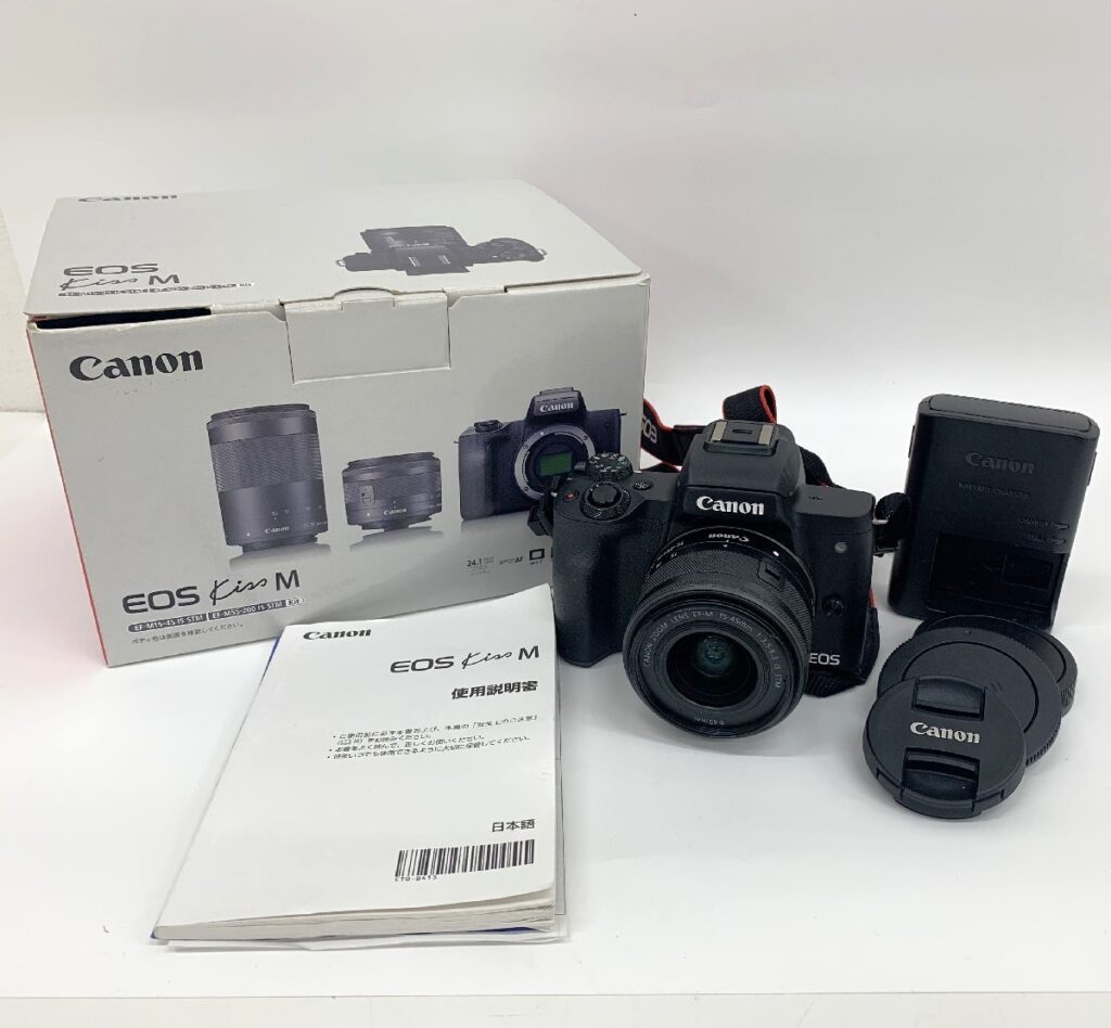 Canon キャノン EOS Kiss M レンズ EF-M 15-45mm 1:3.5-6.3 PC2328 ミラーレス 一眼レフカメラ 簡易動作確認済み