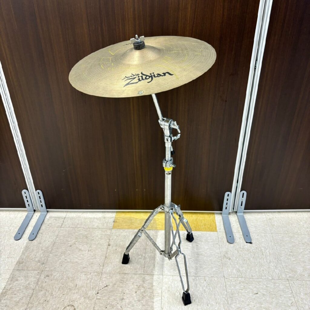 ジルジャン 18 A ZILDJIAN MEDIUM CRASH 18/45cm スタンド付