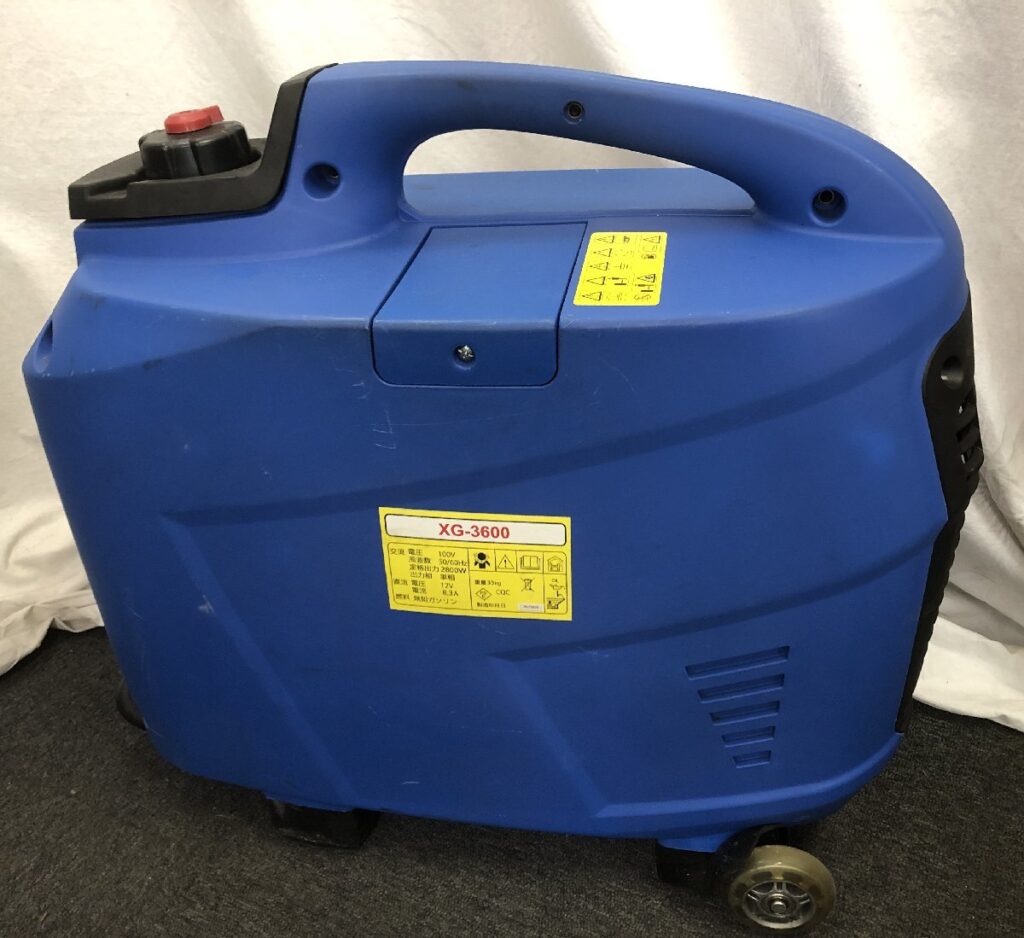 ジャンク XG-3600 メーカー不明 インバーター発電機 キャスター付き