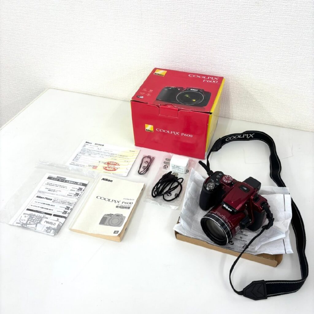 Nikon COOLPIX P600 4.3-258mm 1:3.3-6.5 60X WIDE OPTICAL ZOOM ED VR ニコン コンパクトデジタルカメラ デジカメ